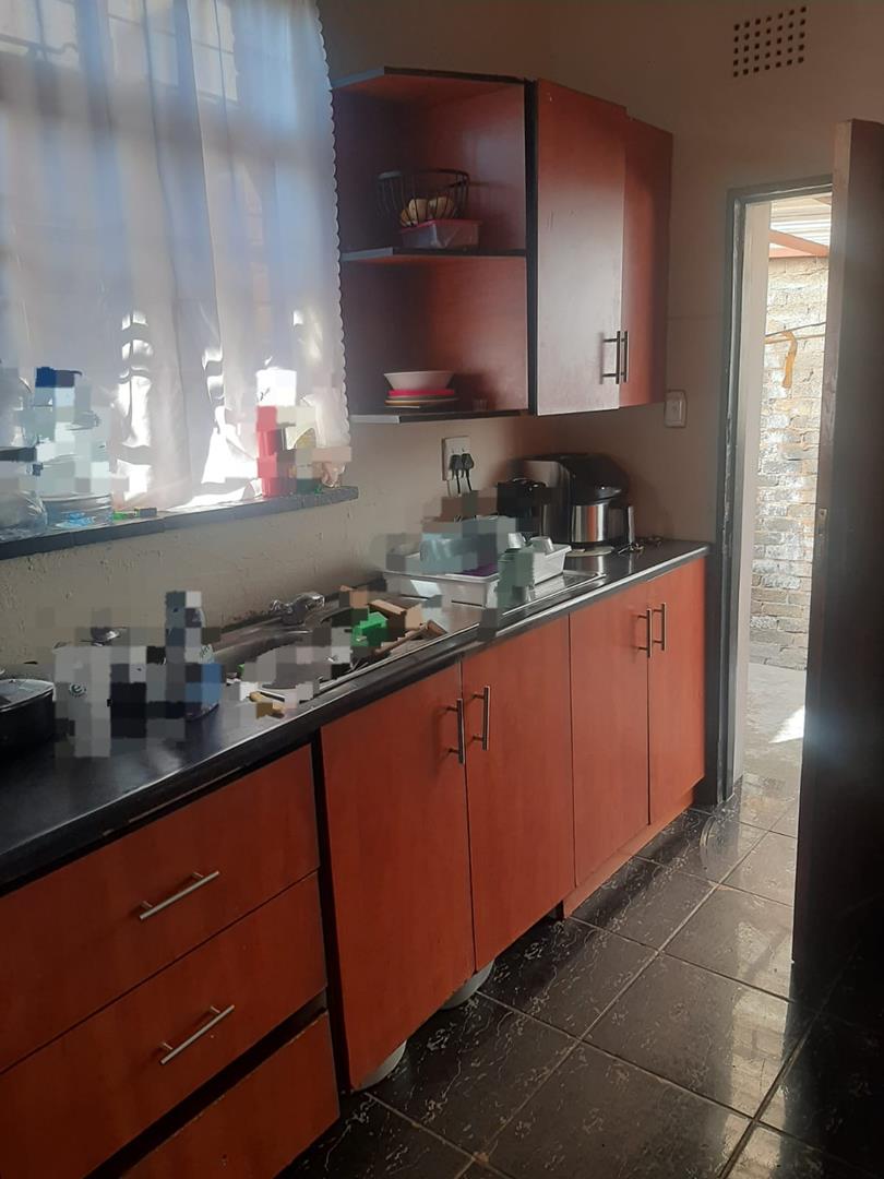4 Bedroom Property for Sale in Glenesk Gauteng