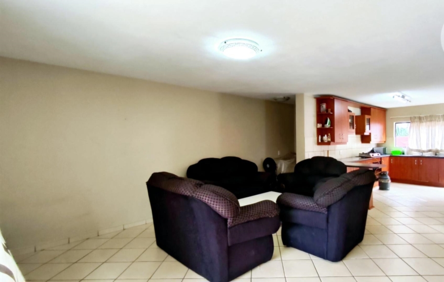 2 Bedroom Property for Sale in New Market Gauteng