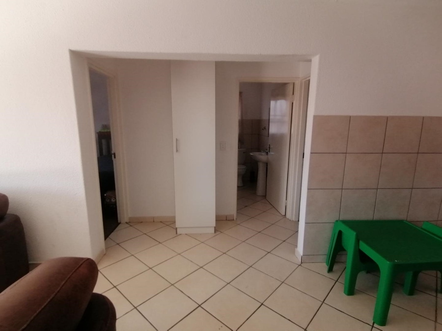 2 Bedroom Property for Sale in New Market Gauteng