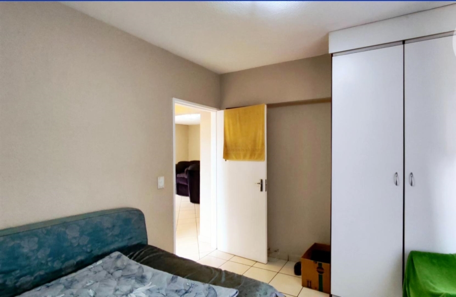 2 Bedroom Property for Sale in New Market Gauteng
