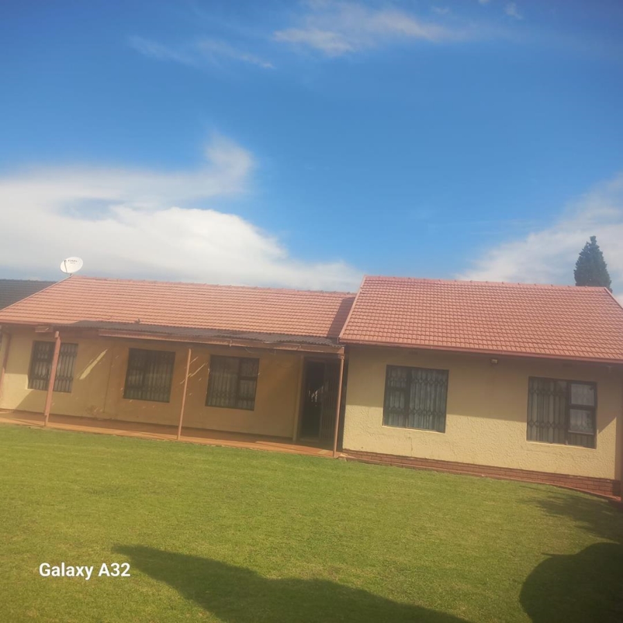 4 Bedroom Property for Sale in Kibler Park Gauteng