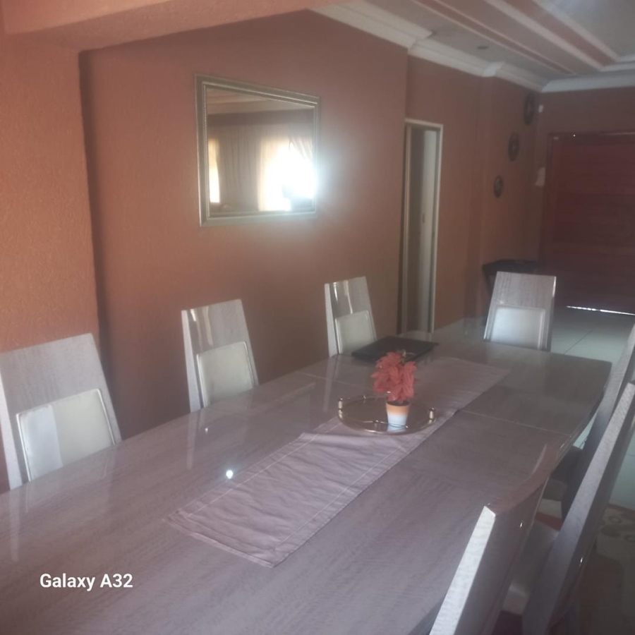 4 Bedroom Property for Sale in Kibler Park Gauteng