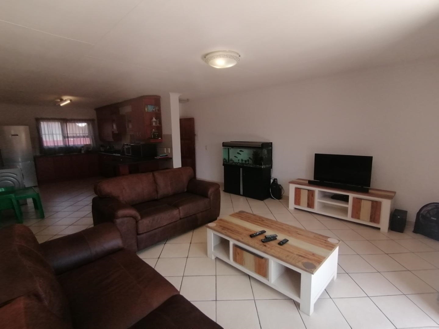 2 Bedroom Property for Sale in New Market Gauteng