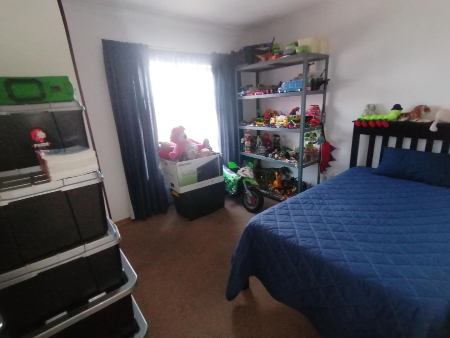 2 Bedroom Property for Sale in New Market Gauteng