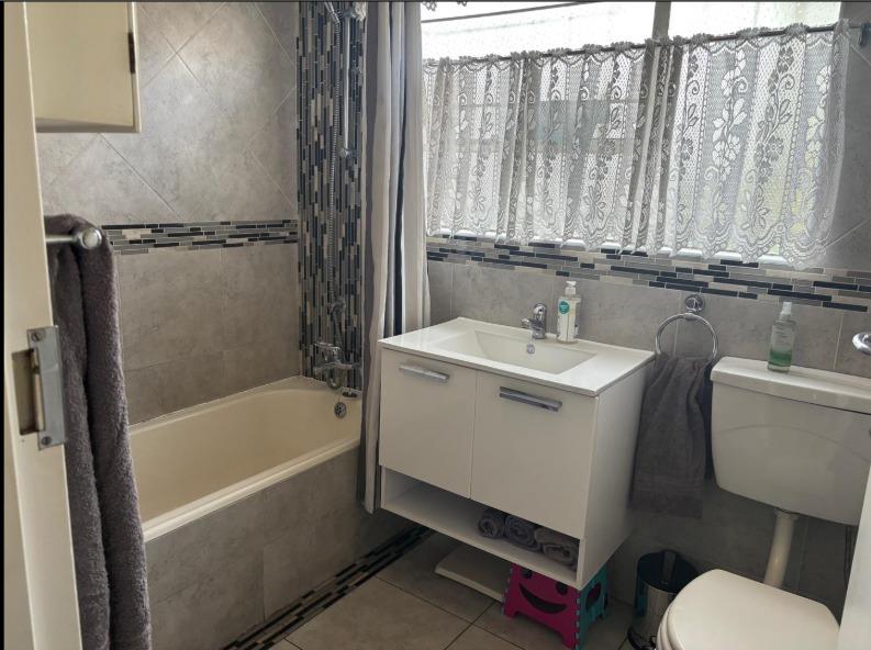 3 Bedroom Property for Sale in Randhart Gauteng