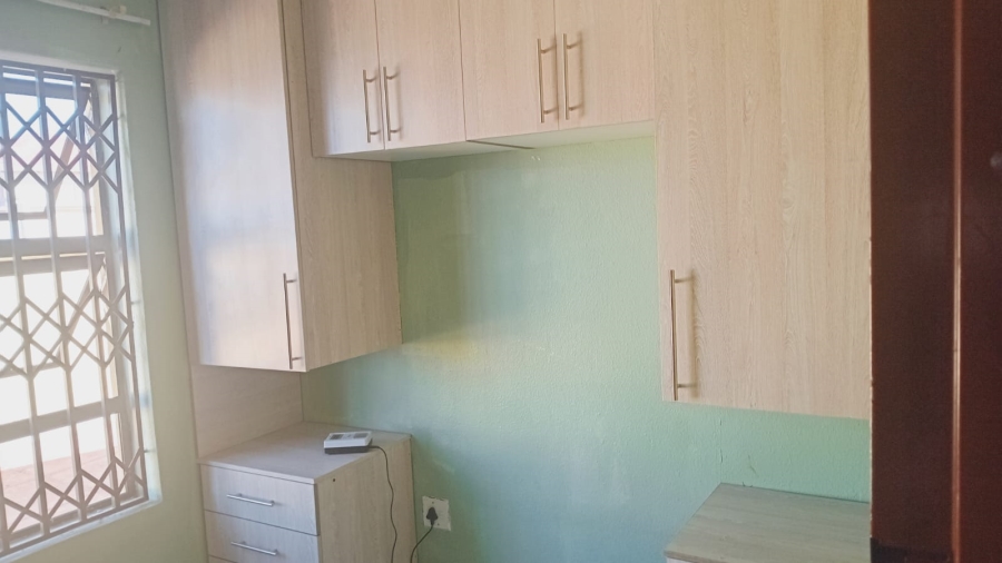3 Bedroom Property for Sale in Olievenhoutbosch Gauteng