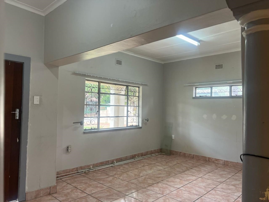 3 Bedroom Property for Sale in Gezina Gauteng