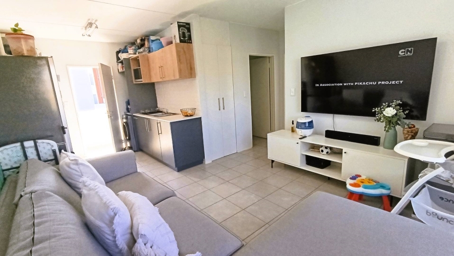 2 Bedroom Property for Sale in Kosmosdal Gauteng