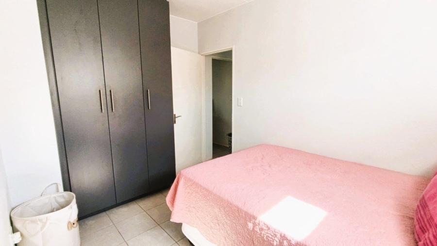 2 Bedroom Property for Sale in Kosmosdal Gauteng