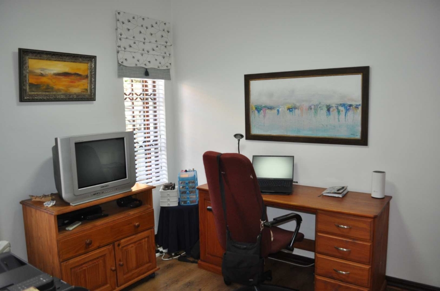 2 Bedroom Property for Sale in Olympus Gauteng