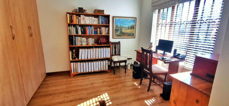 2 Bedroom Property for Sale in Olympus Gauteng