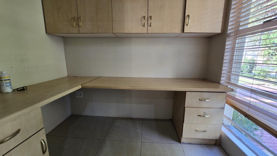 4 Bedroom Property for Sale in Alberante Gauteng