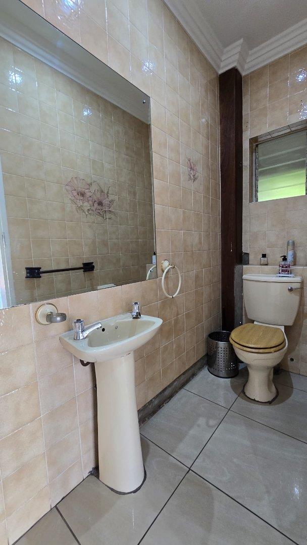 4 Bedroom Property for Sale in Alberante Gauteng