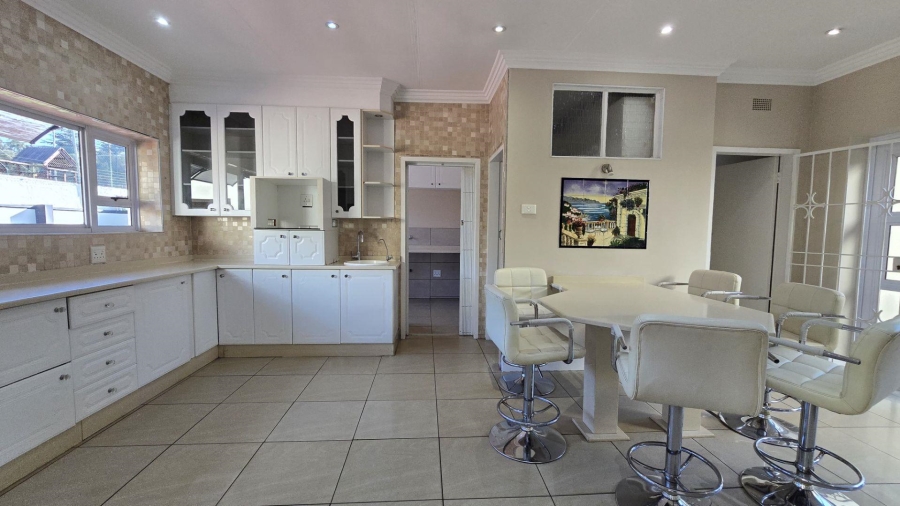 4 Bedroom Property for Sale in Alberante Gauteng