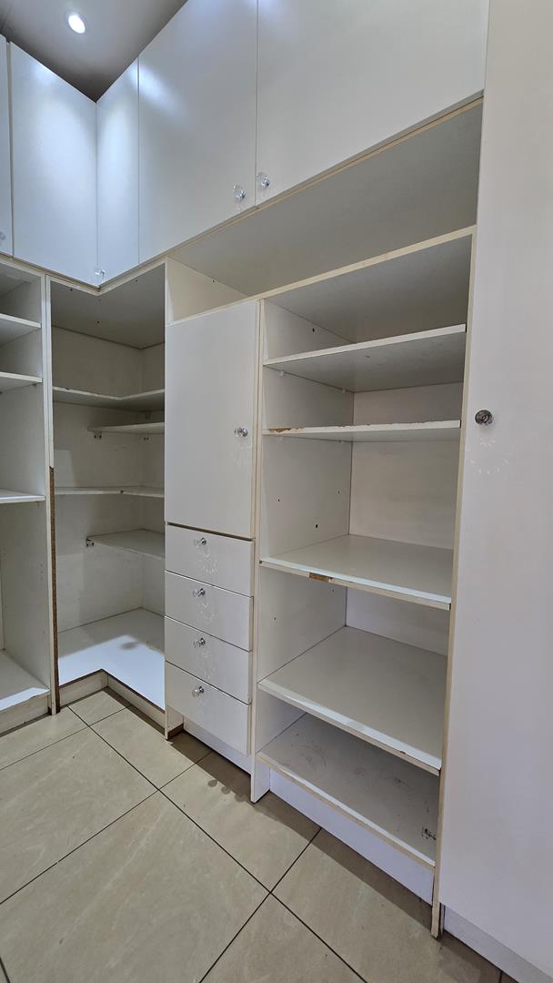 4 Bedroom Property for Sale in Alberante Gauteng