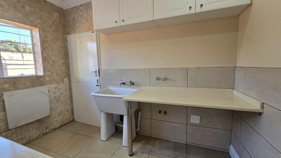 4 Bedroom Property for Sale in Alberante Gauteng