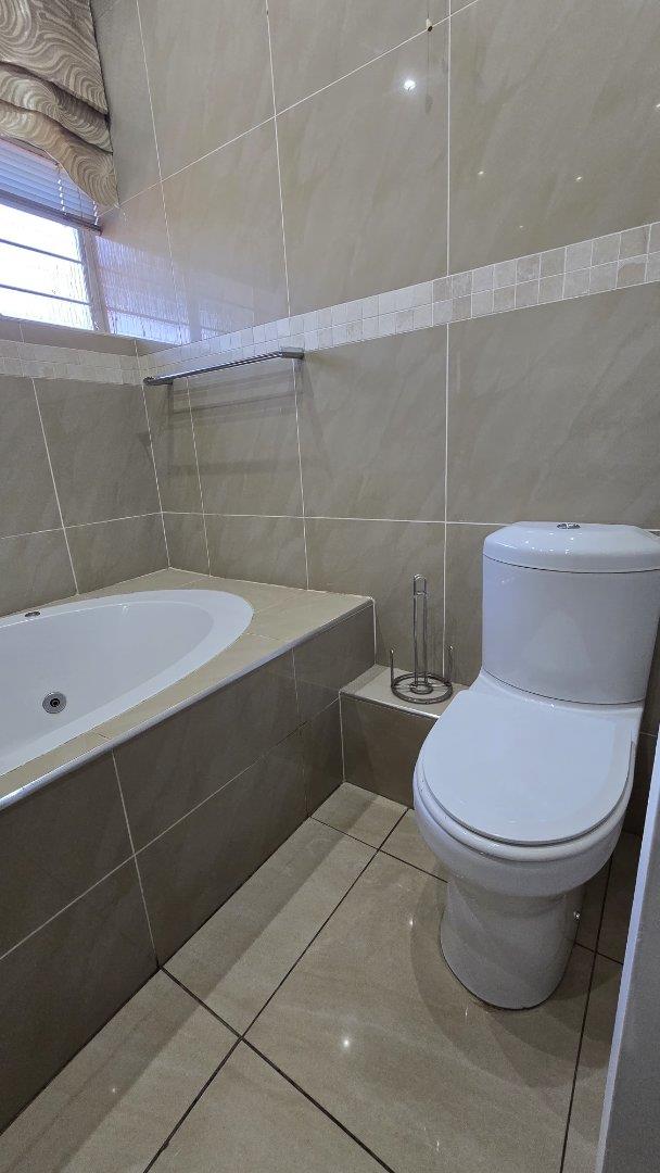 4 Bedroom Property for Sale in Alberante Gauteng