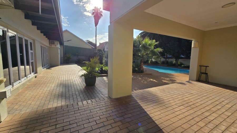 4 Bedroom Property for Sale in Alberante Gauteng