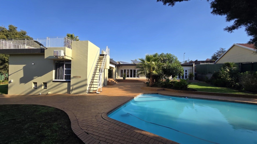 4 Bedroom Property for Sale in Alberante Gauteng