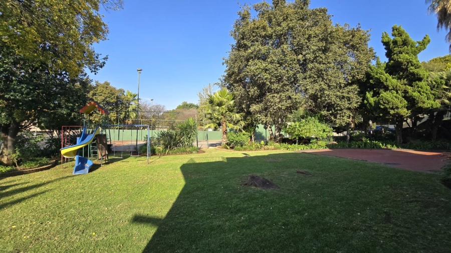4 Bedroom Property for Sale in Alberante Gauteng