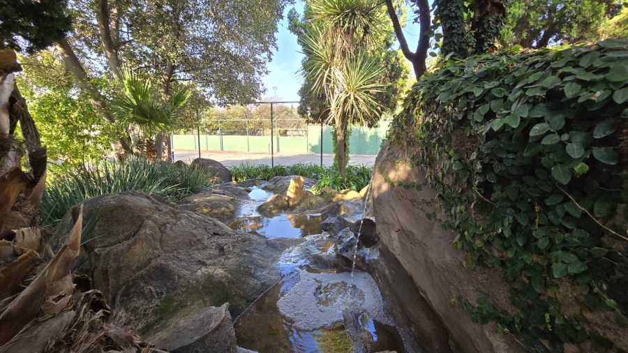 4 Bedroom Property for Sale in Alberante Gauteng