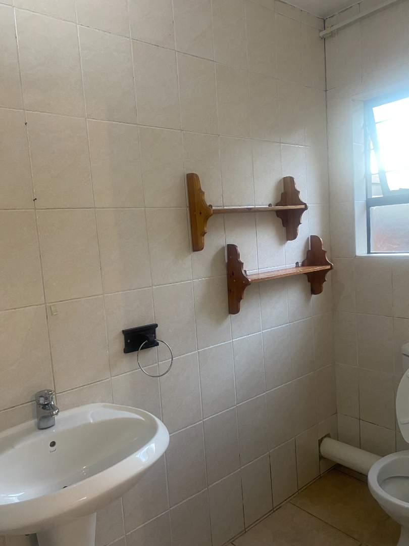2 Bedroom Property for Sale in Noordheuwel Gauteng