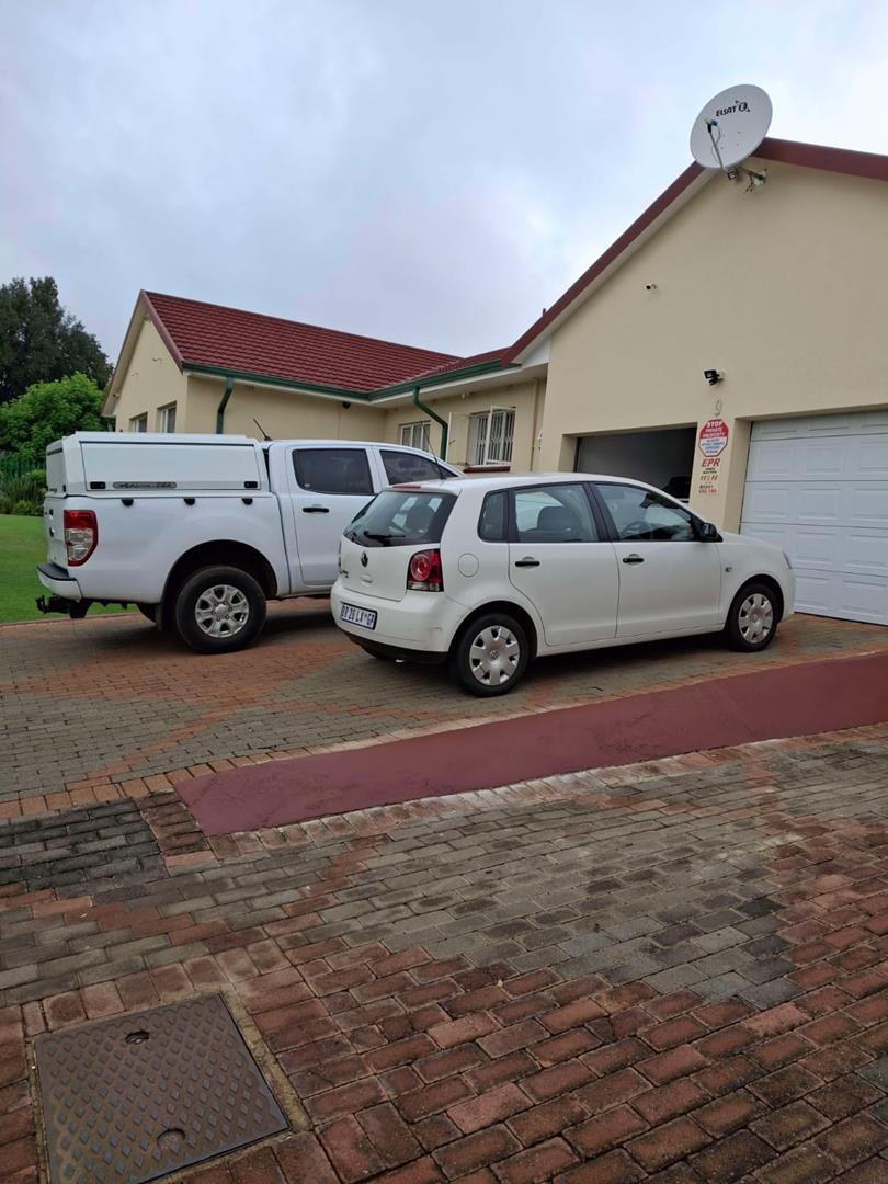 5 Bedroom Property for Sale in Noordheuwel Gauteng