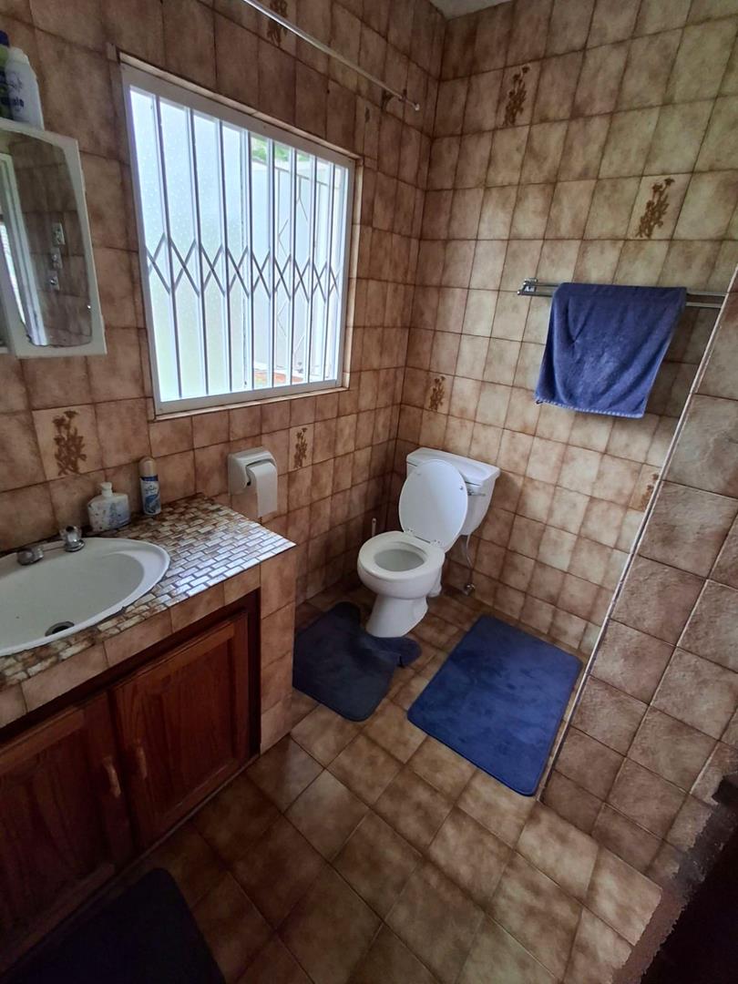 5 Bedroom Property for Sale in Noordheuwel Gauteng