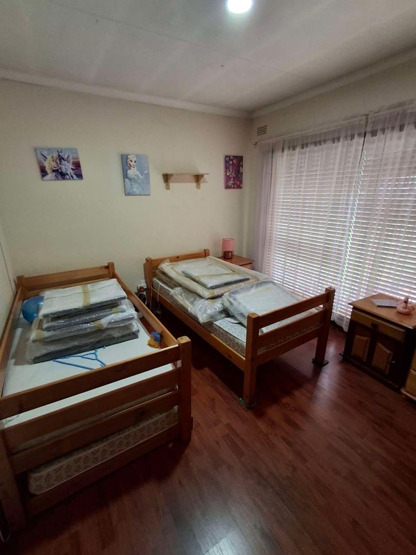 5 Bedroom Property for Sale in Noordheuwel Gauteng