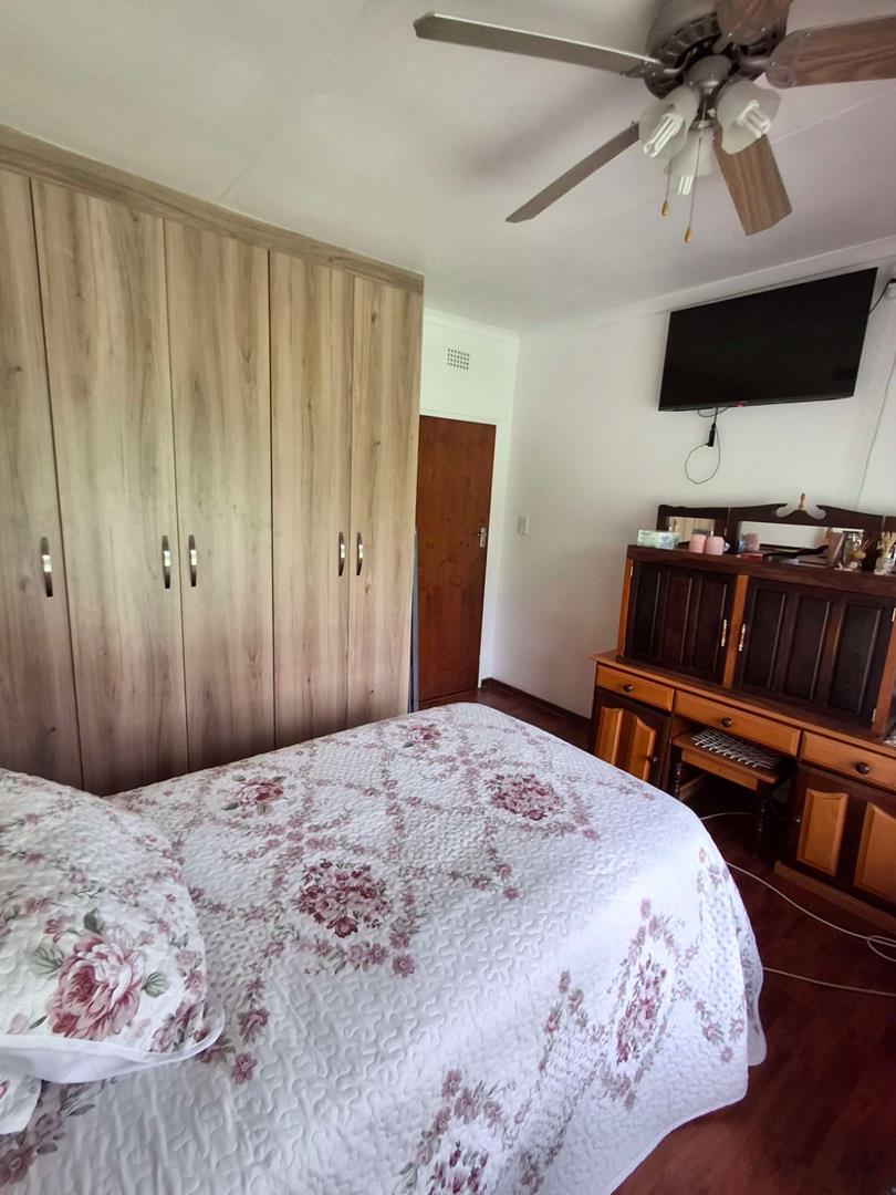 5 Bedroom Property for Sale in Noordheuwel Gauteng