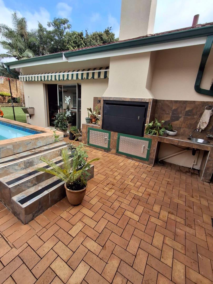 5 Bedroom Property for Sale in Noordheuwel Gauteng