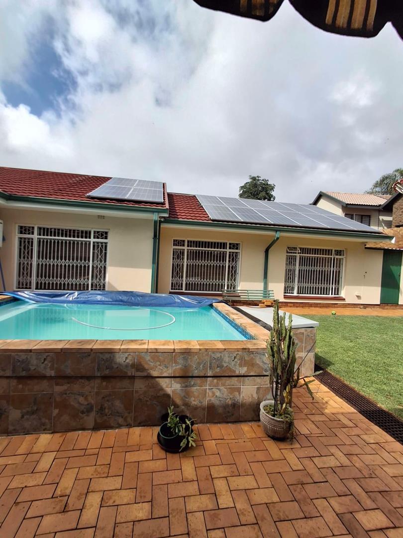 5 Bedroom Property for Sale in Noordheuwel Gauteng