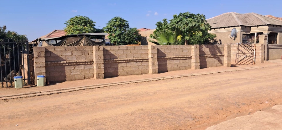 0 Bedroom Property for Sale in Soshanguve W Gauteng