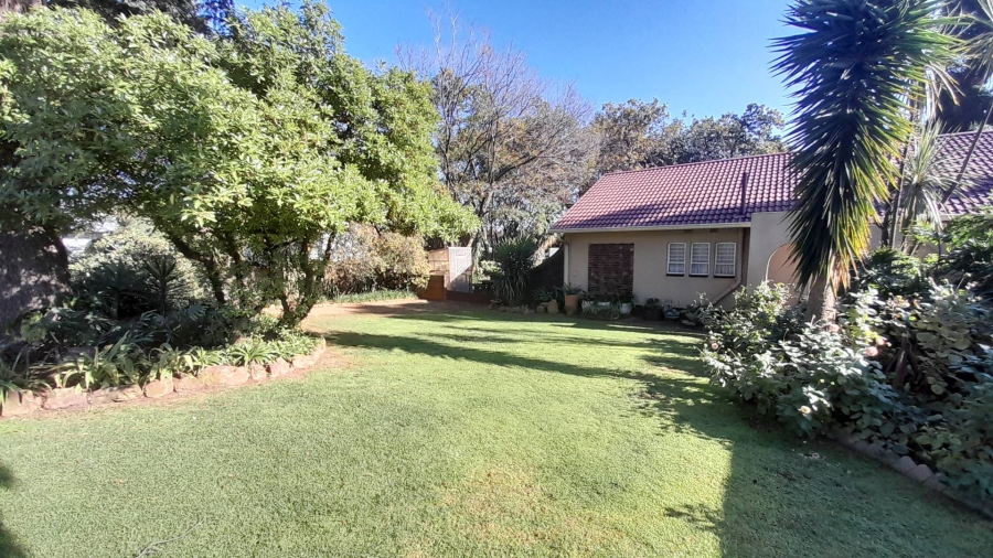 4 Bedroom Property for Sale in Glen Marais Gauteng