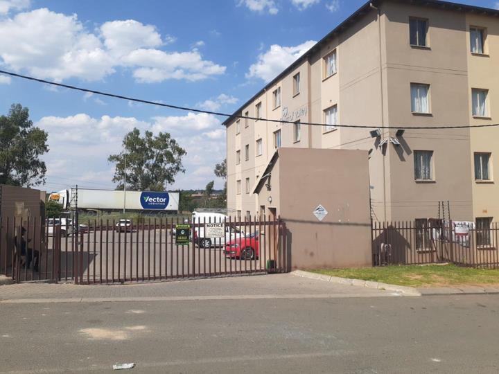 2 Bedroom Property for Sale in Fleurhof Gauteng
