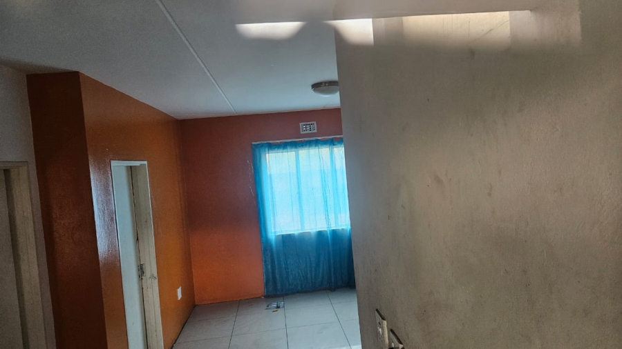 2 Bedroom Property for Sale in Fleurhof Gauteng