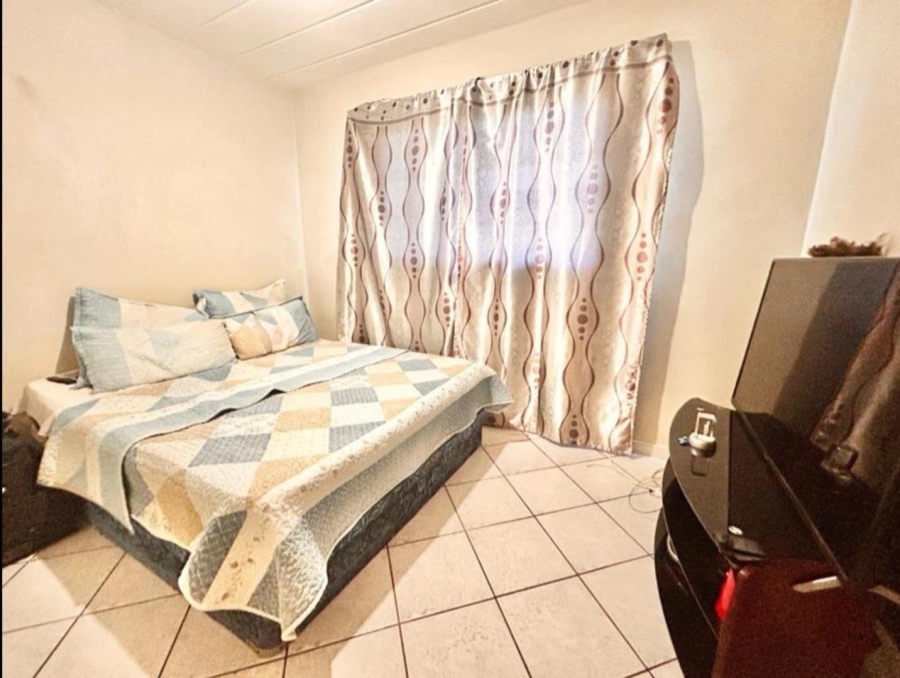 3 Bedroom Property for Sale in Die Hoewes Gauteng