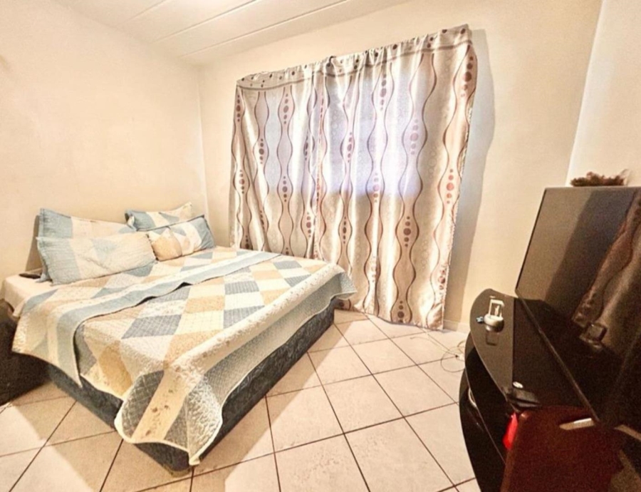 3 Bedroom Property for Sale in Die Hoewes Gauteng