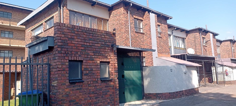 2 Bedroom Property for Sale in Silverton Gauteng