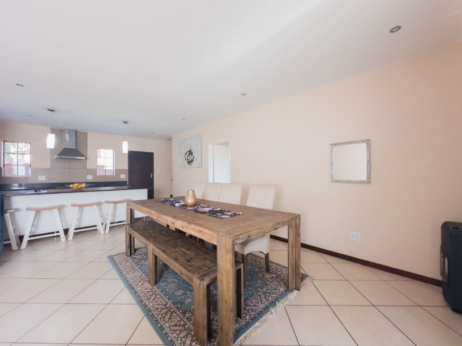 4 Bedroom Property for Sale in Mooikloof Ridge Gauteng