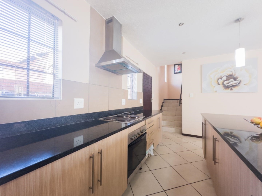 4 Bedroom Property for Sale in Mooikloof Ridge Gauteng