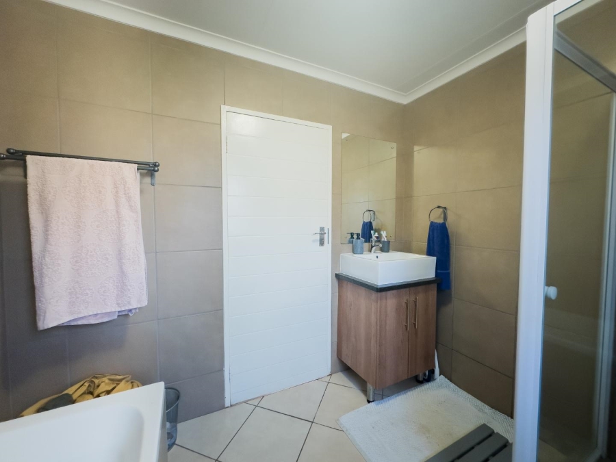 4 Bedroom Property for Sale in Mooikloof Ridge Gauteng