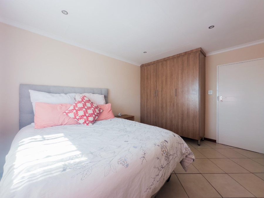 4 Bedroom Property for Sale in Mooikloof Ridge Gauteng