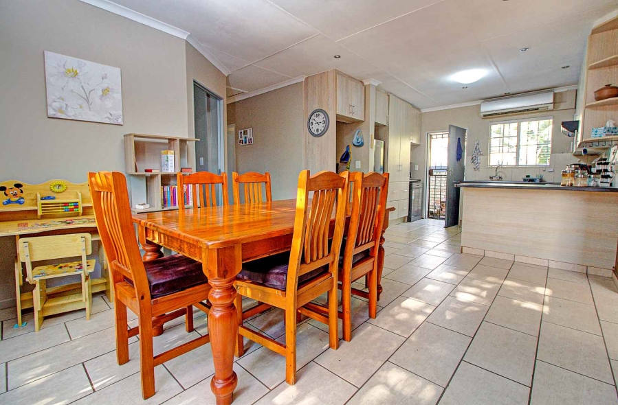 3 Bedroom Property for Sale in Wilgeheuwel Gauteng