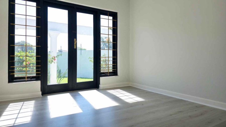 To Let 3 Bedroom Property for Rent in Sandown Gauteng