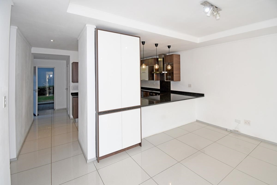 2 Bedroom Property for Sale in Oaklands Gauteng