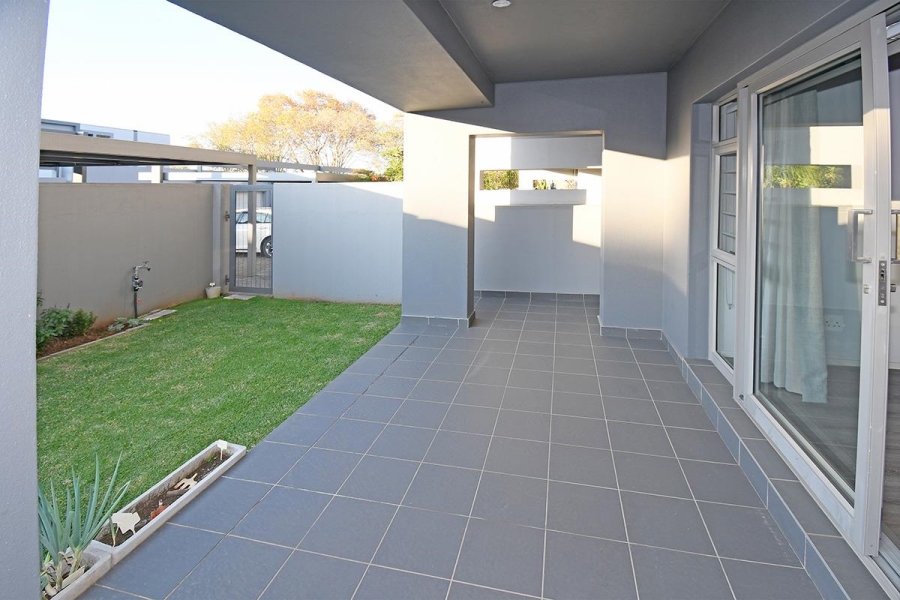 2 Bedroom Property for Sale in Oaklands Gauteng
