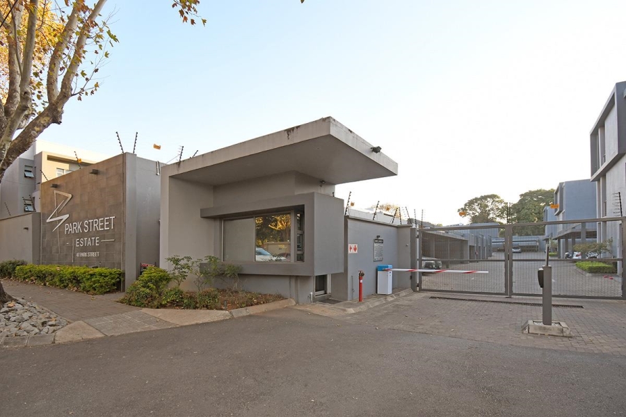 2 Bedroom Property for Sale in Oaklands Gauteng