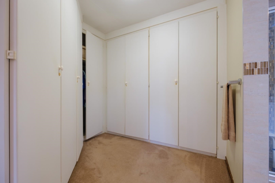 4 Bedroom Property for Sale in Wapadrand Gauteng