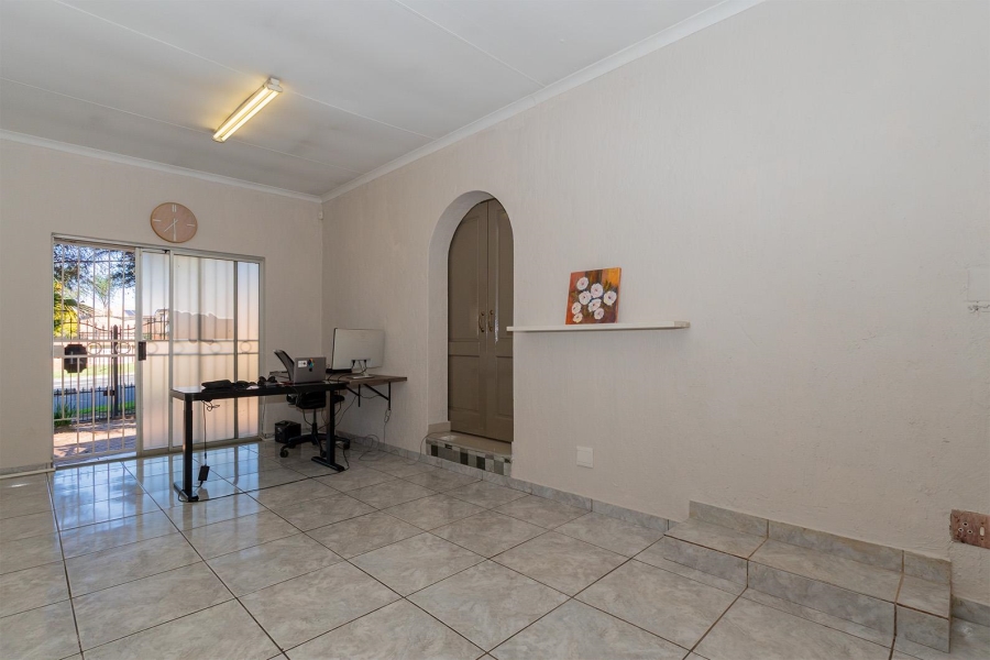 3 Bedroom Property for Sale in Van Riebeeck Park Gauteng